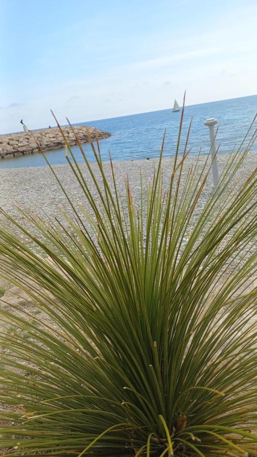 Chez Bianca Les Coquelicots Les Lucioles Apartment Menton Exterior photo